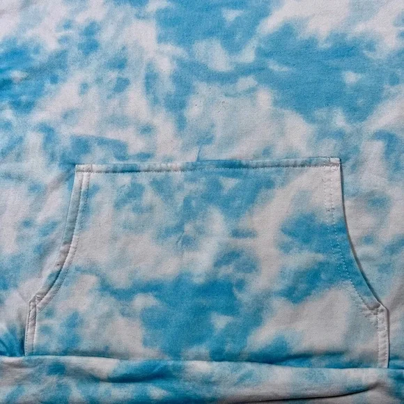 Women's Blue Tie-Dye Hoodie and Shorts Set, 2X - Picture 6 of 14